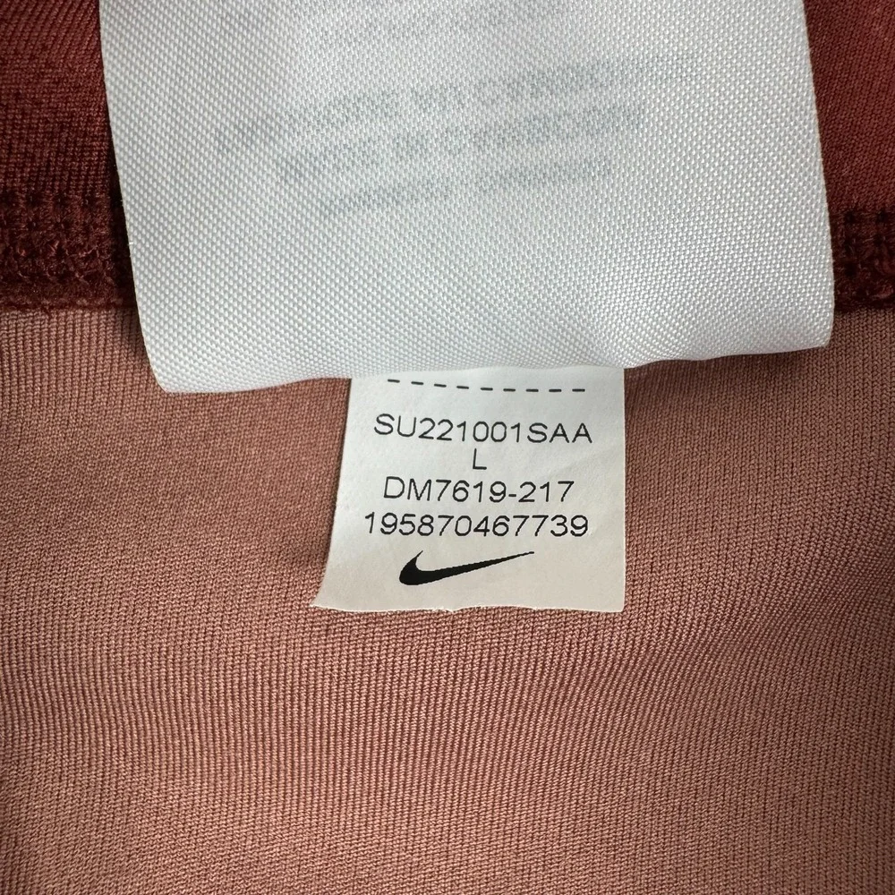 Nike item dri